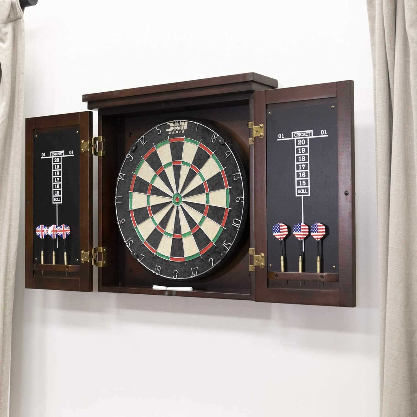 Traditional Dartboard Cabinet